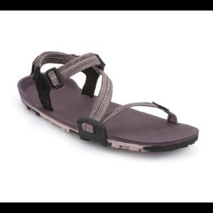 Z-Trail EV- size 6 Barefoot sandals